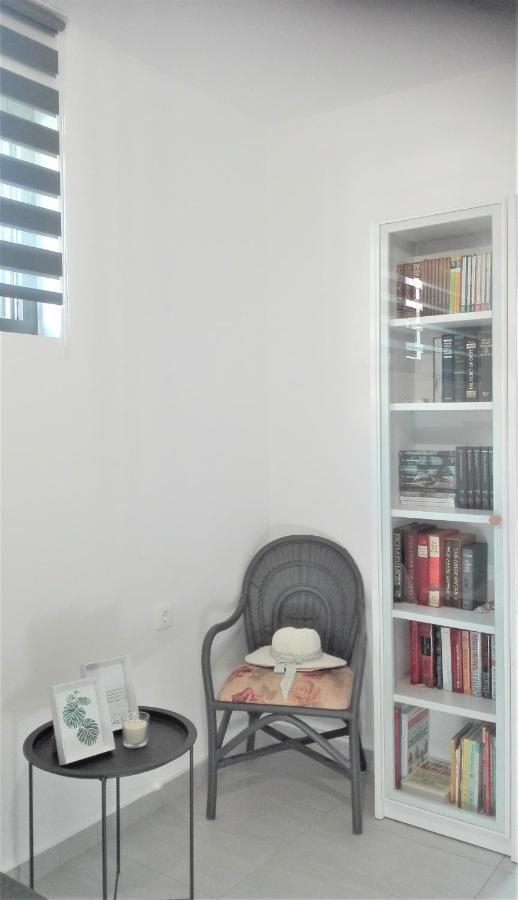 New Sea Escape Boutique Apt-Agii Aposto Li Beach Chania  Exterior photo